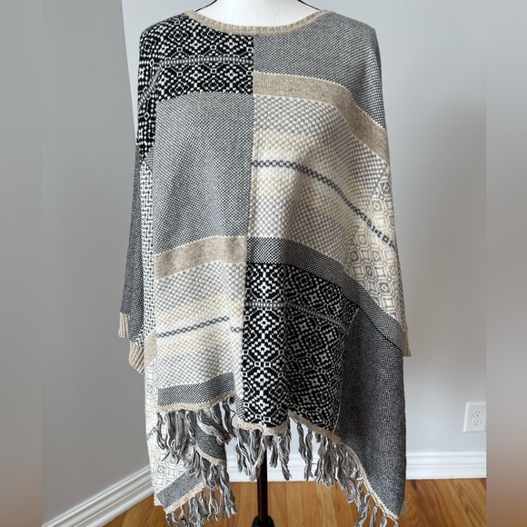 Sundance one size poncho cotton wool southwestern outerwear layer desert neutral - Picture 11 of 11